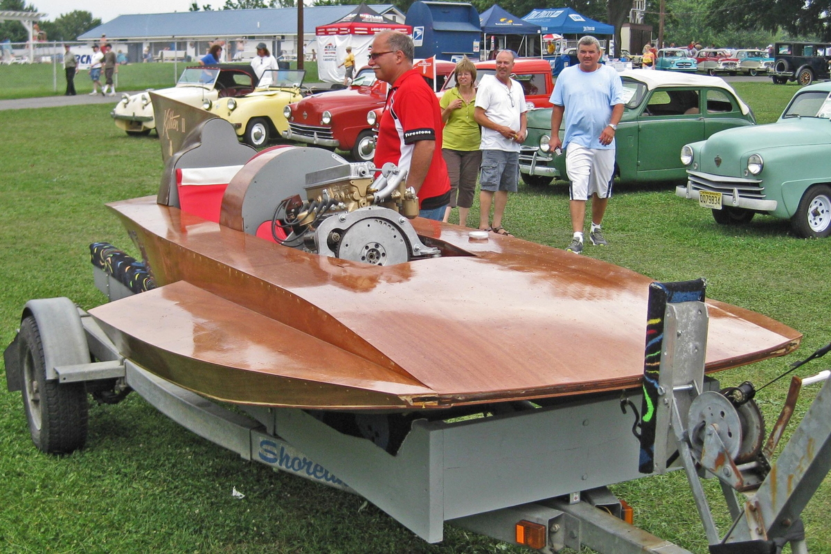 Sonny Hull's Hydro racer under restoration-2.jpg